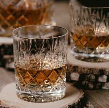 Szklanki kryształowe do whisky